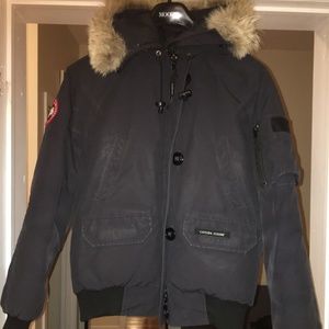 Womens Chilliwack Canada Goose bomber jacket